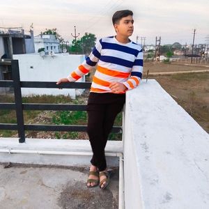 Meet your Posher, Ayush